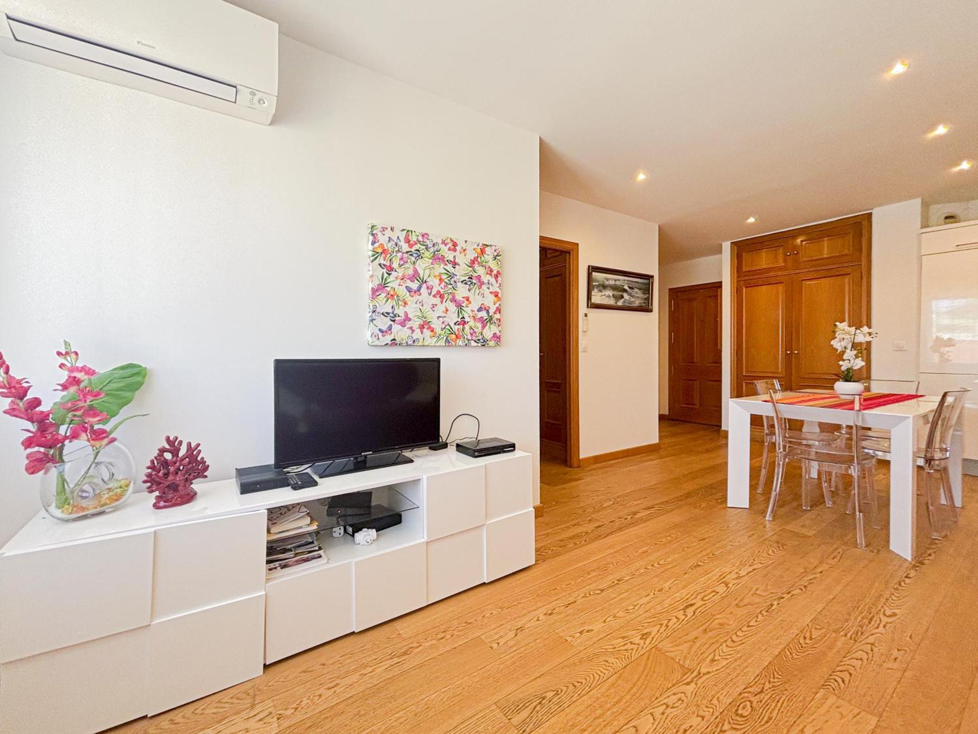 Appartement Zara - Wifi, Ac, 4 Pers